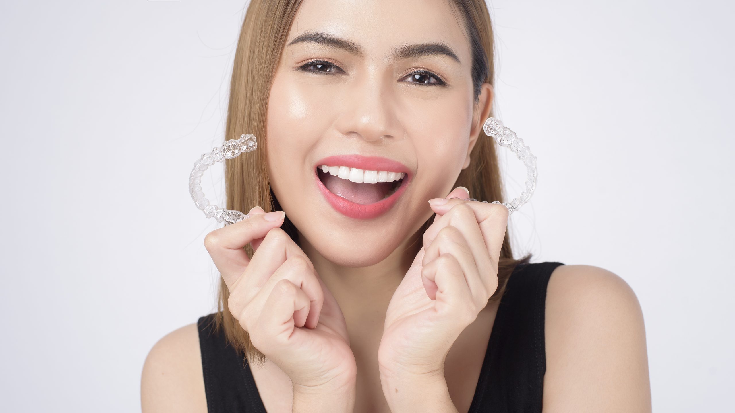 Straighten Your Smile, Seamlessly: The Advantages of Invisalign Treatment